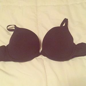 Black Victoria Secret push up bra